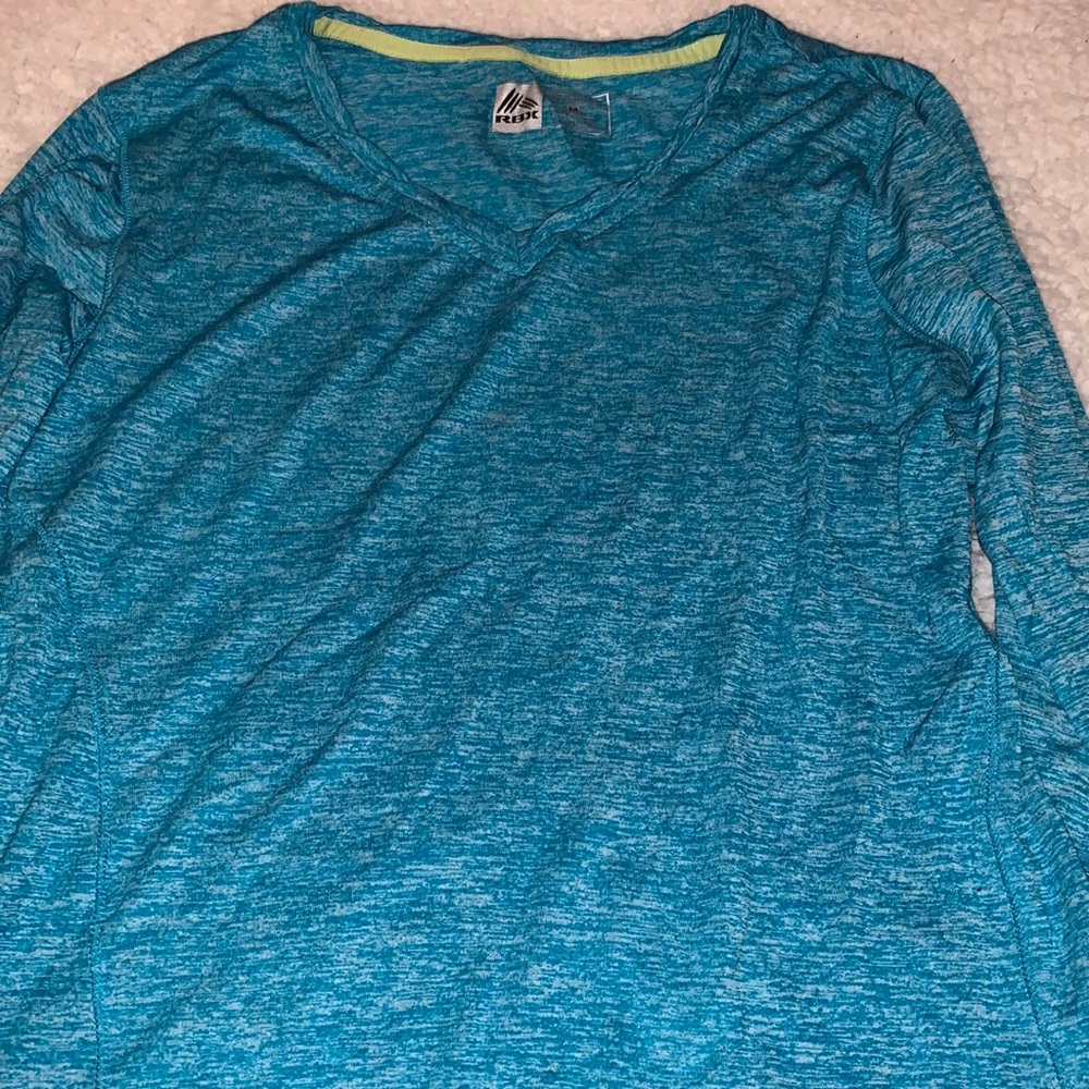 Reebok V-Neck